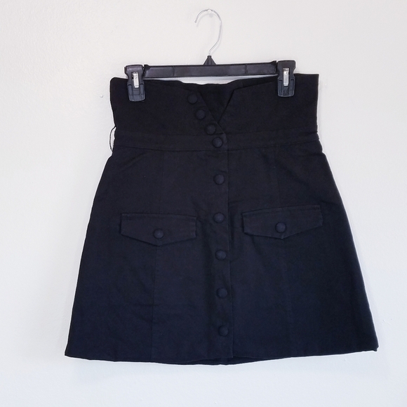 🌸 Lovers &‎ Friends | High Waist Mini Skirt, Black - Picture 13 of 13